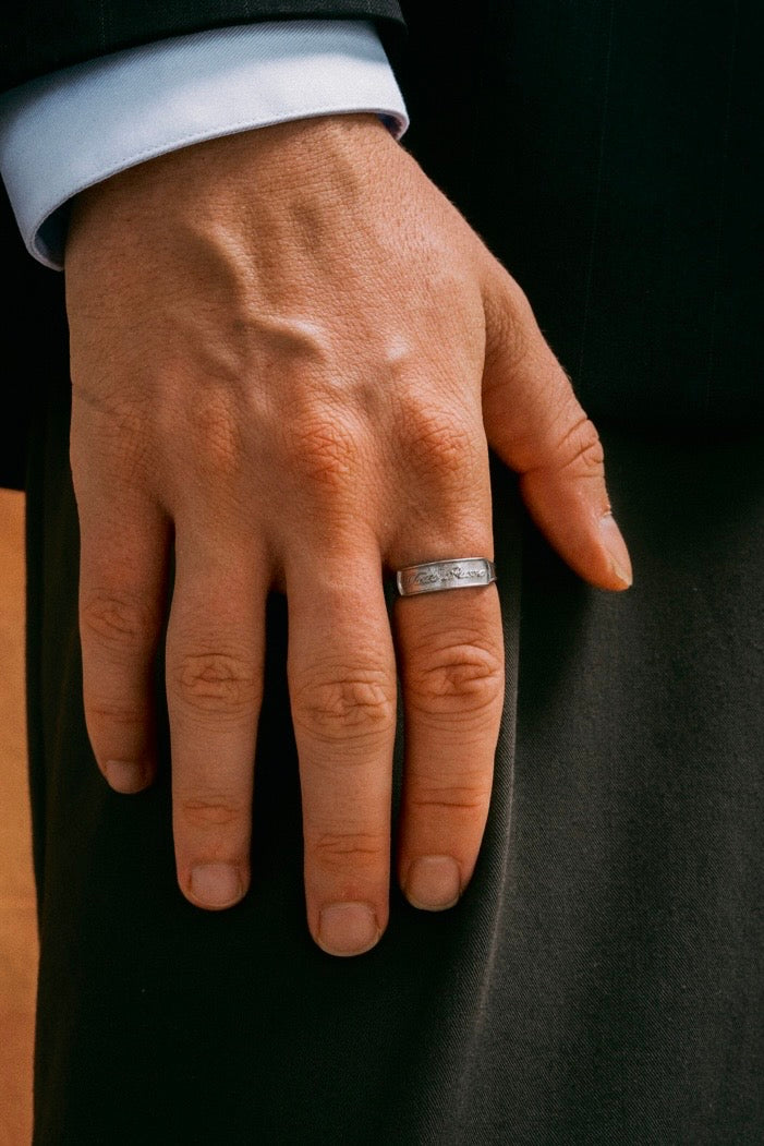 Tutto Passa Ring Silver