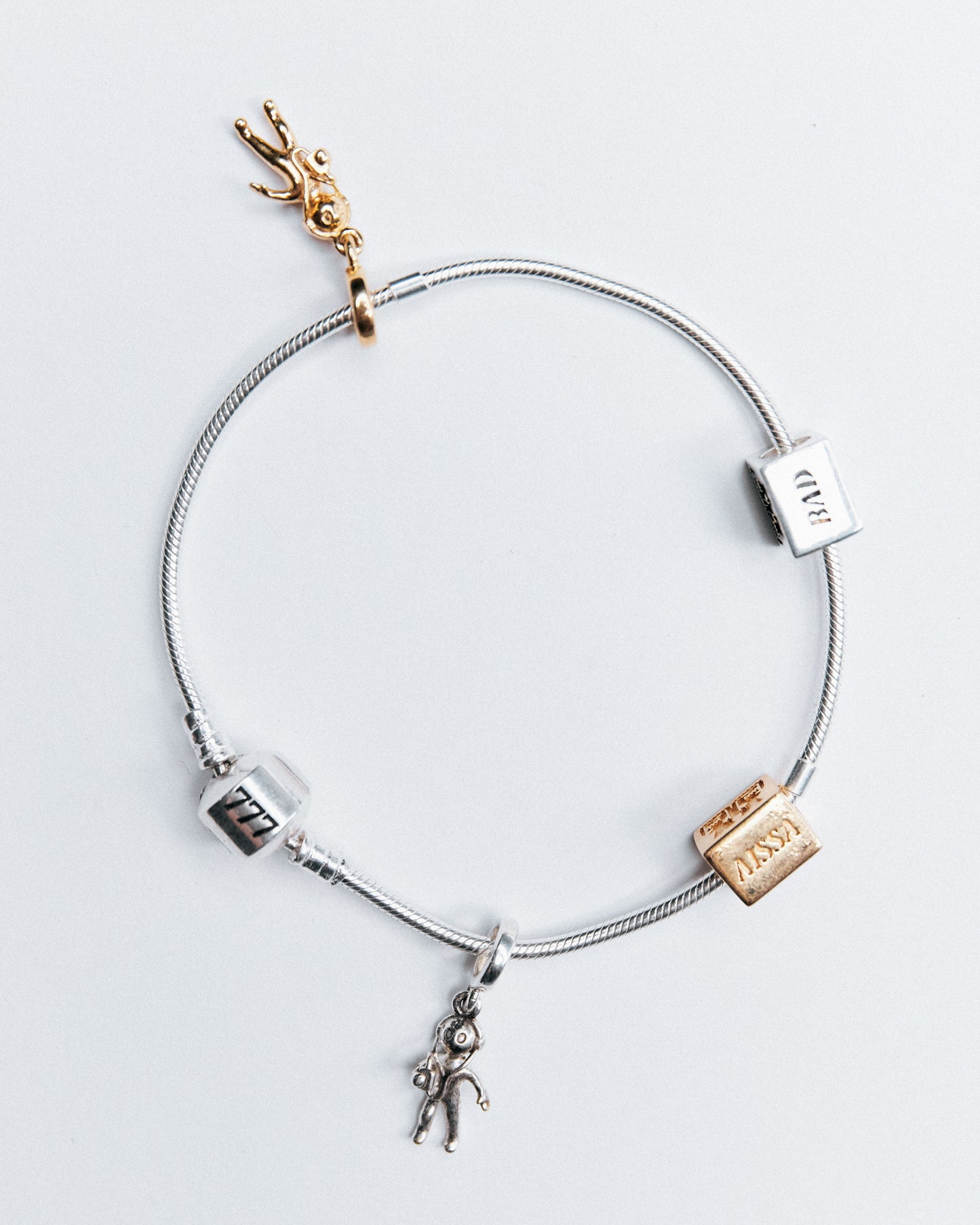 INSAN ICON CHARM SILVER