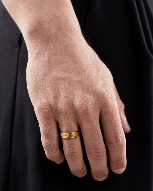 Tutto Passa Ring Gold