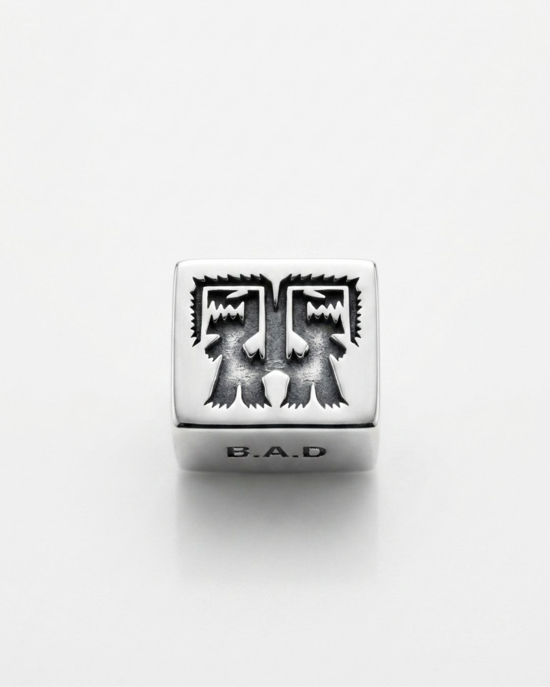 EL BICHO RARO ICON CHARM SILVER